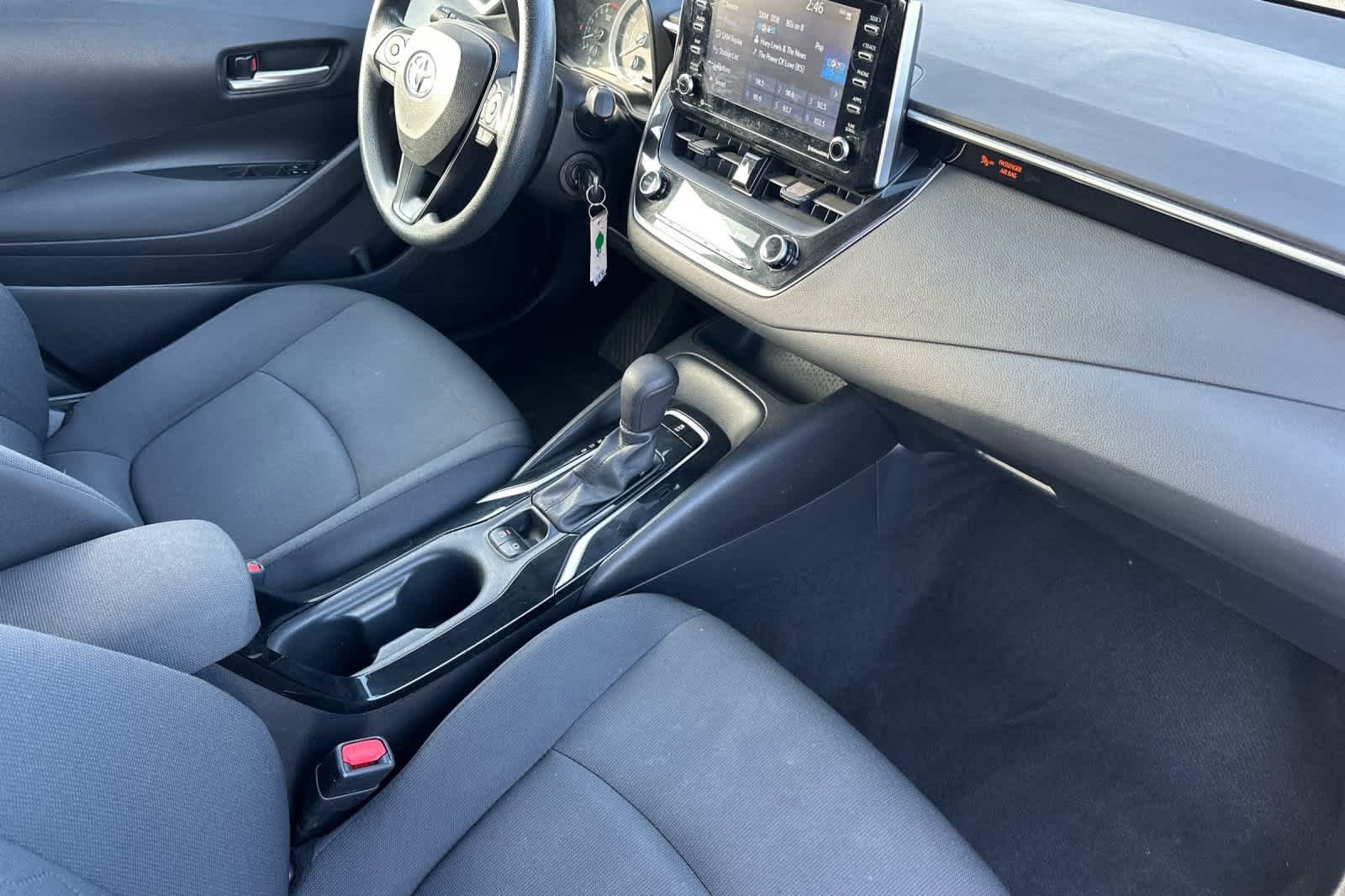 Used 2021 Toyota Corolla LE image 16