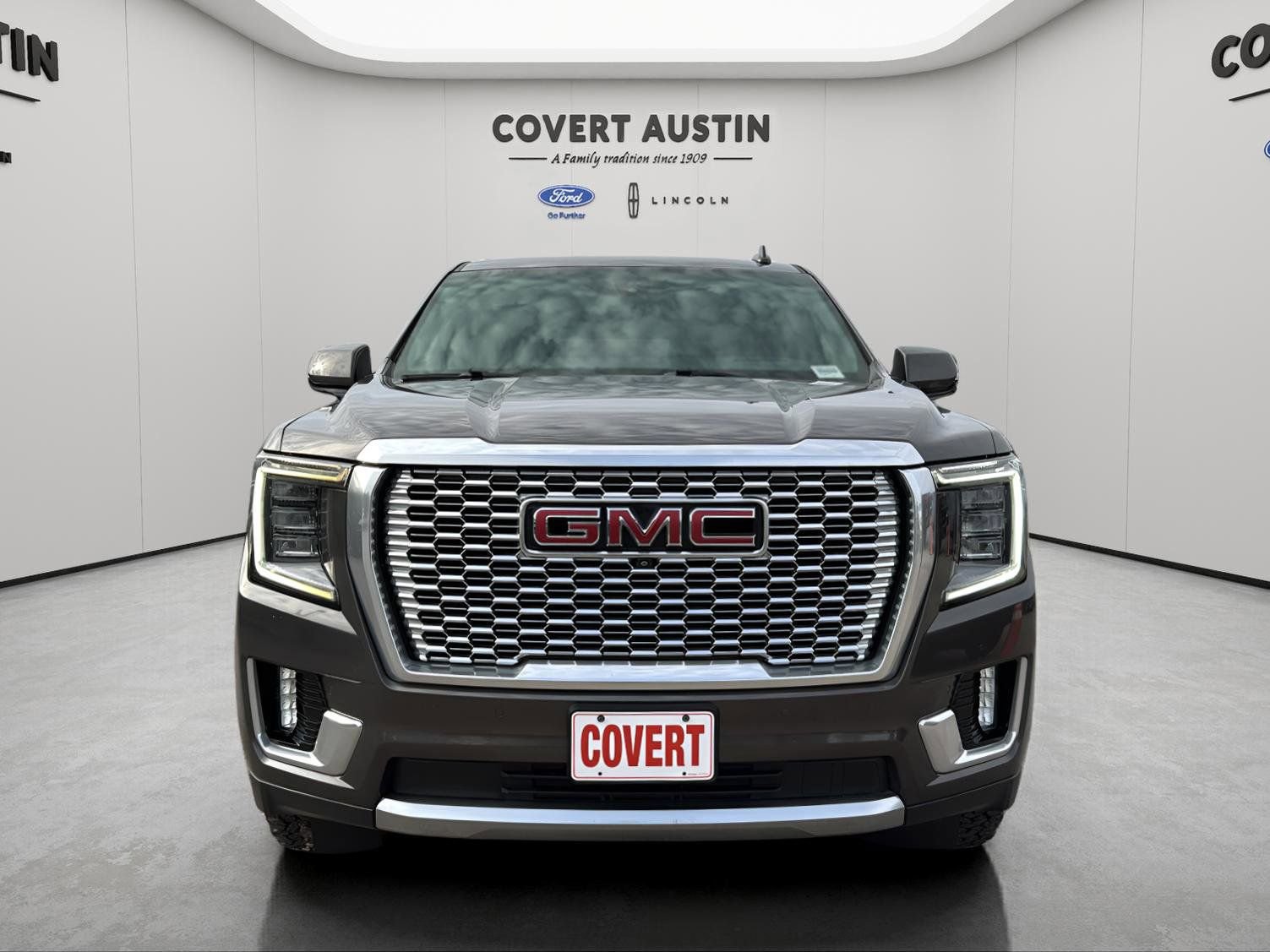 Used 2021 GMC Yukon XL Denali image 8