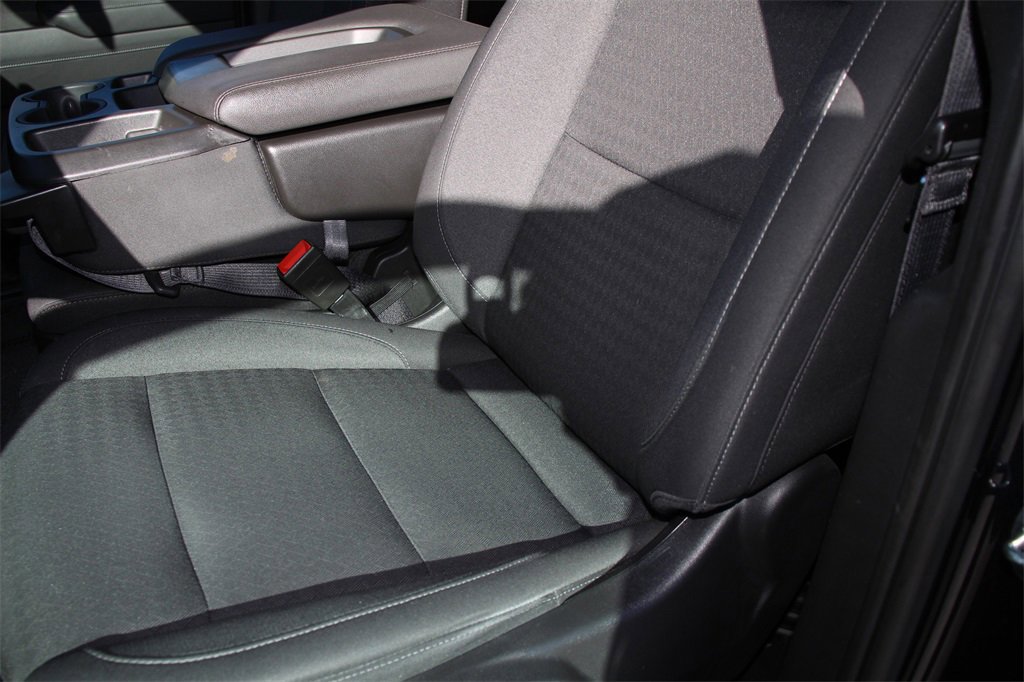 Used 2023 Chevrolet Silverado 1500 LT image 24