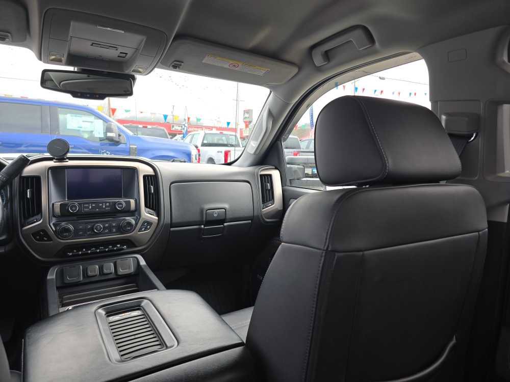Used 2019 GMC Sierra 3500 Denali w/ Duramax Plus Package image 15