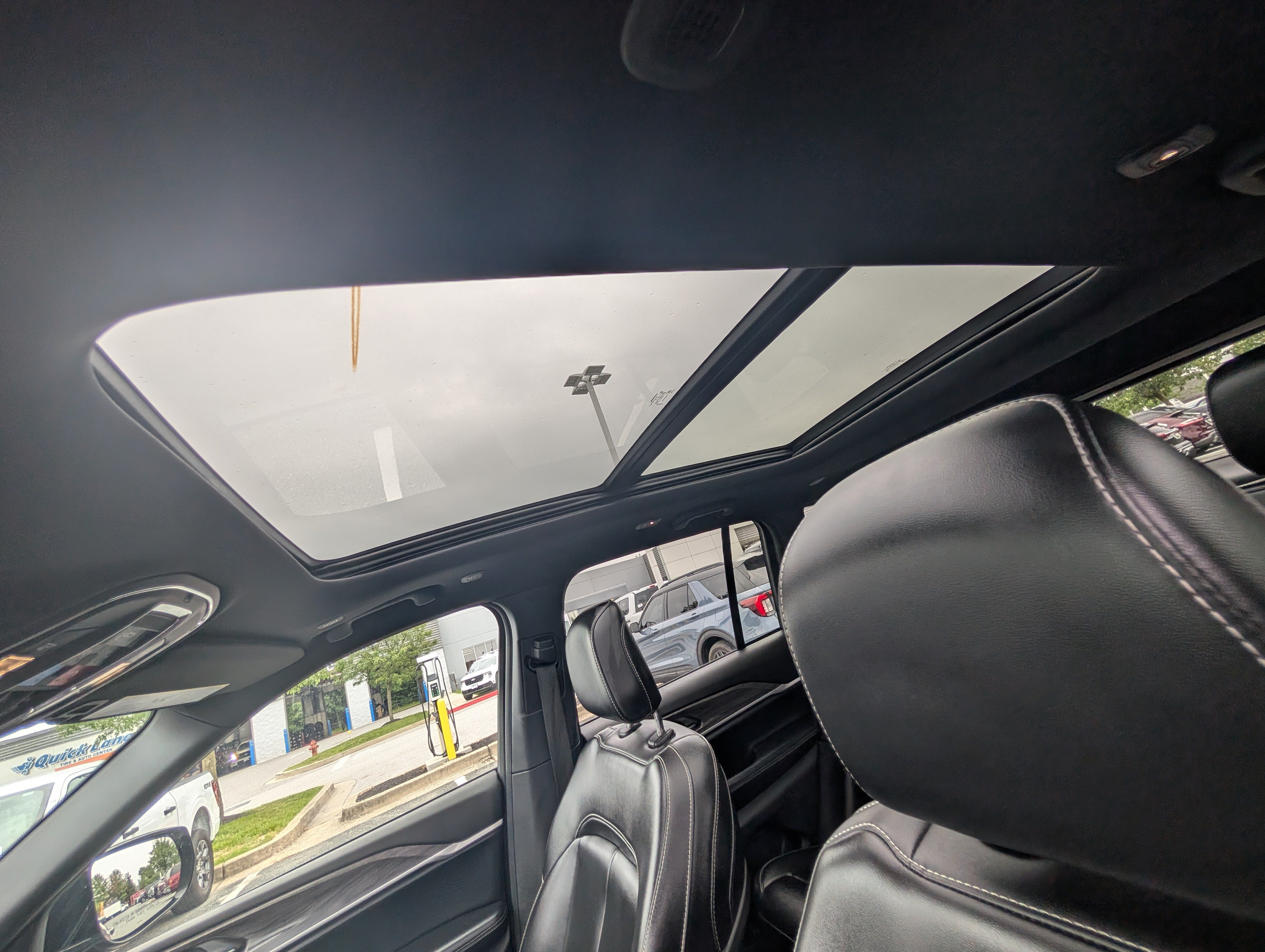 Used 2024 Jeep Grand Cherokee Limited 4xe AWD/4WD image 19