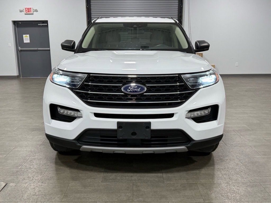 Certified 2024 Ford Explorer XLT w/ Equipment Group 202A image 9