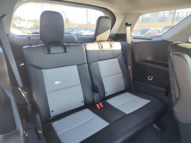 Certified 2023 Ford Explorer XLT w/ Equipment Group 202A image 33