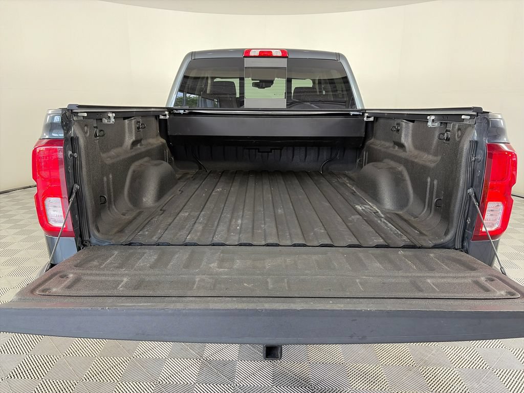 Used 2018 Chevrolet Silverado 1500 High Country AWD/4WD image 26