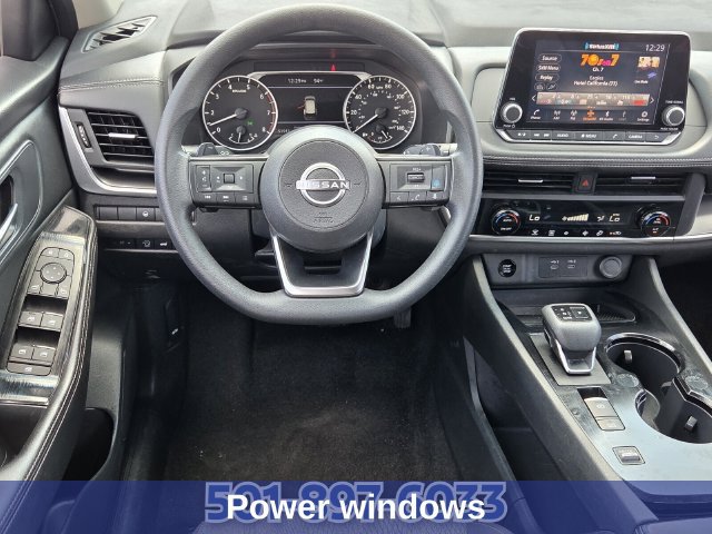 Used 2024 Nissan Rogue SV FWD image 13