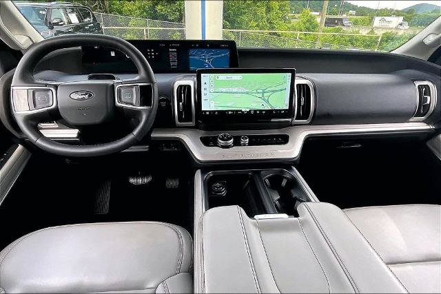 Certified 2025 Ford Expedition Max Active AWD/4WD image 15