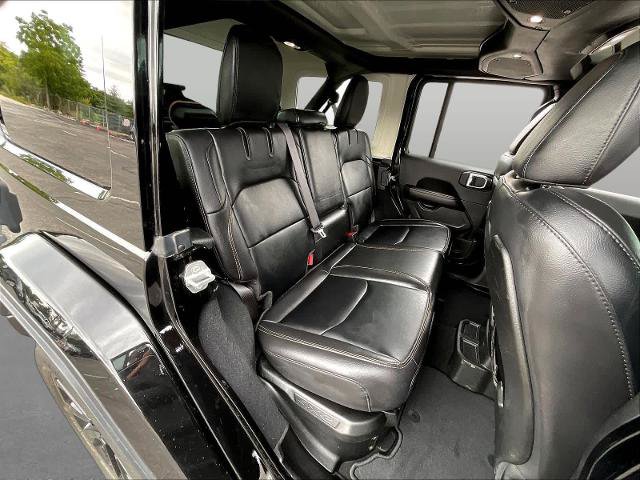 Used 2024 Jeep Wrangler Unlimited Sahara AWD/4WD image 27