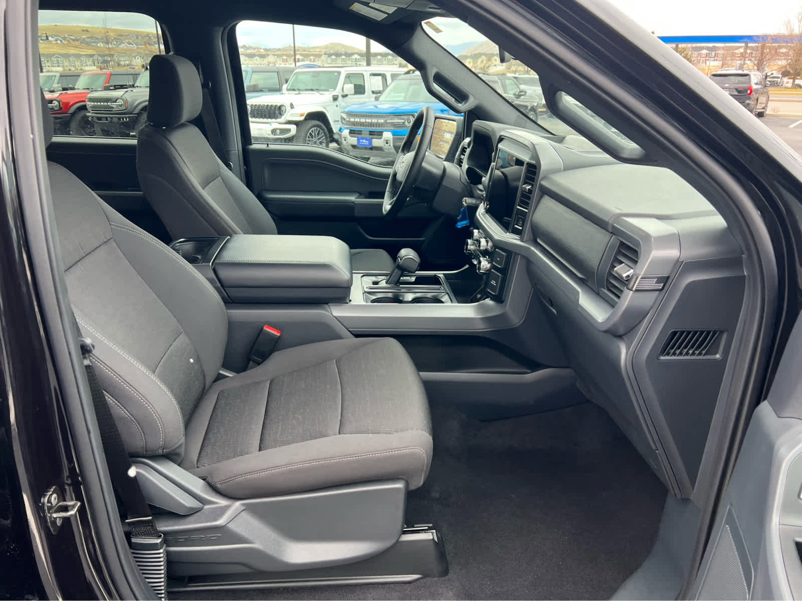 Certified 2025 Ford F150 XLT w/ Equipment Group 301A Standard image 17