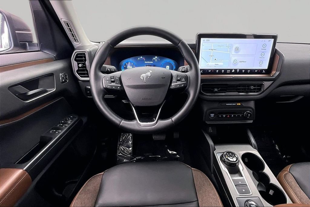 Certified 2025 Ford Bronco Sport Outer Banks w/ Outer Banks Tech Package+ AWD/4WD image 5