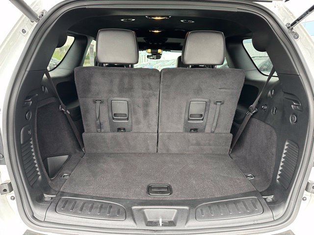 Used 2023 Dodge Durango R/T w/ Hemi Orange Plus Package AWD/4WD image 8