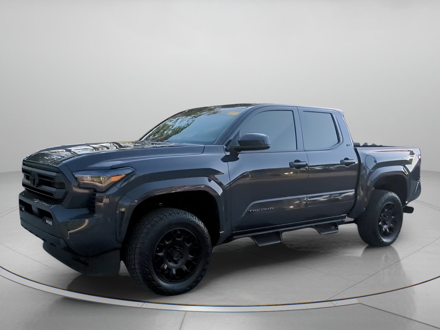 Used 2025 Toyota Tacoma SR5 AWD/4WD image 13