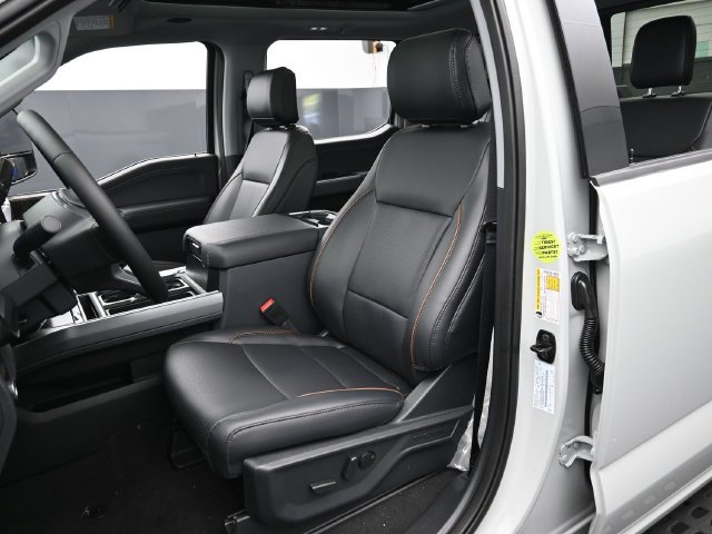 Certified 2025 Ford F250 Lariat w/ Lariat Ultimate Package AWD/4WD image 11