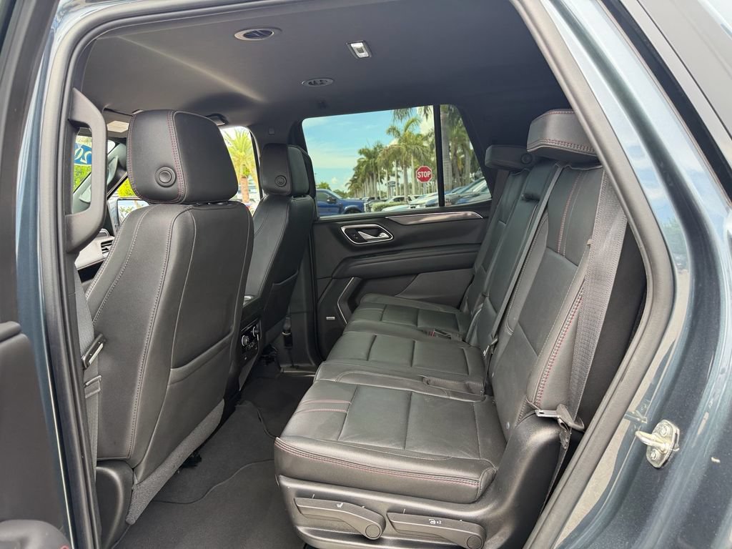 Used 2021 Chevrolet Tahoe RST RWD image 12
