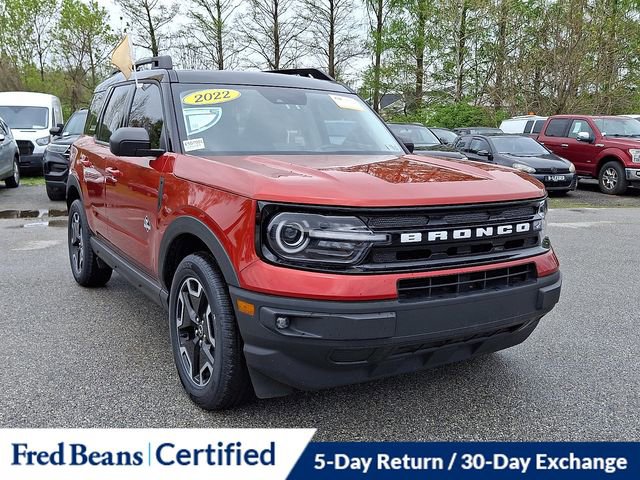Certified 2022 Ford Bronco Sport Outer Banks w/ Tech Package AWD/4WD image 2