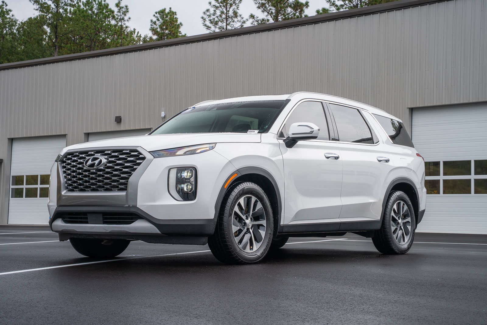 Used 2021 Hyundai Palisade SEL w/ Cargo Package FWD image 3