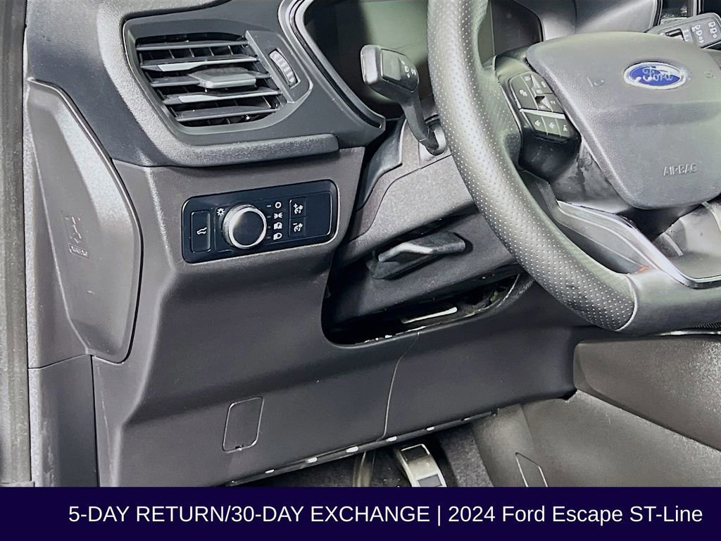 Certified 2024 Ford Escape ST-Line w/ Tech Pack #1 image 12