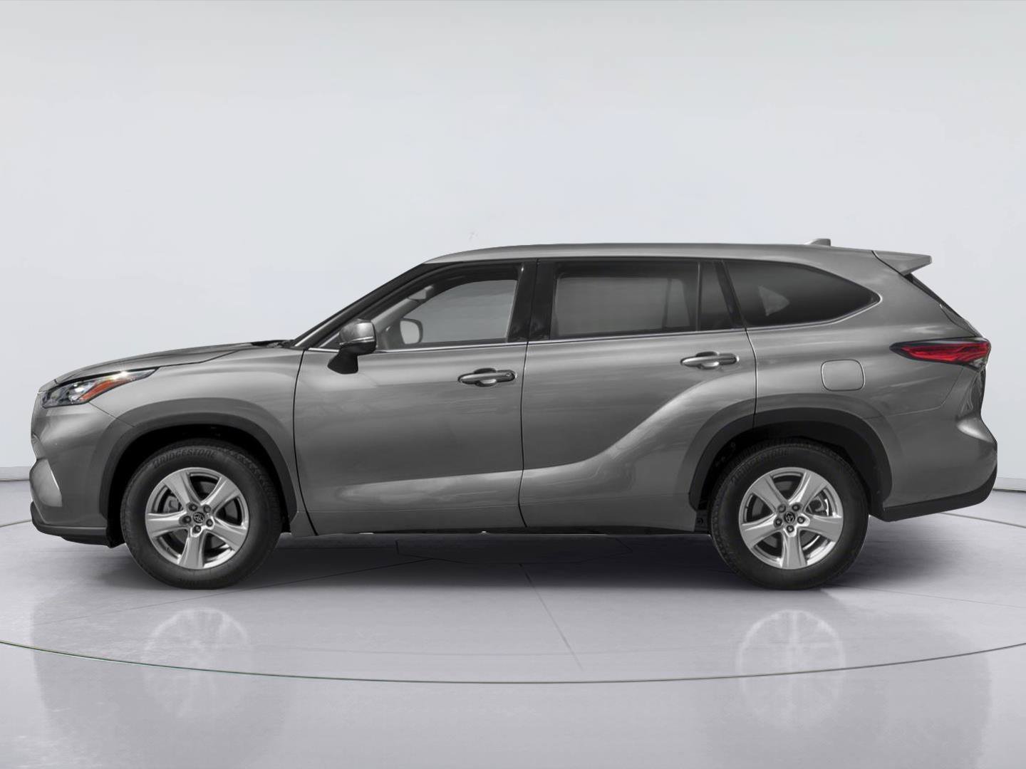 Used 2021 Toyota Highlander L FWD image 34