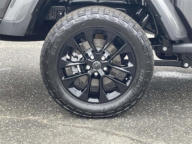 Used 2025 Jeep Gladiator Sport image 7