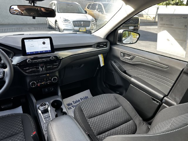 Certified 2023 Ford Escape Active AWD/4WD image 17