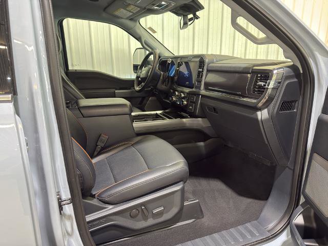 Certified 2025 Ford F350 Lariat w/ Lariat Ultimate Package AWD/4WD image 32