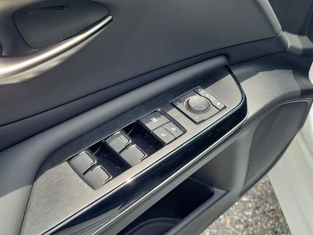 Used 2025 Lexus ES 350 Ultra Luxury w/ Accessory Package (Z1) FWD image 23