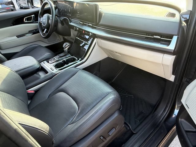 Used 2024 Kia Carnival SX Prestige FWD image 17
