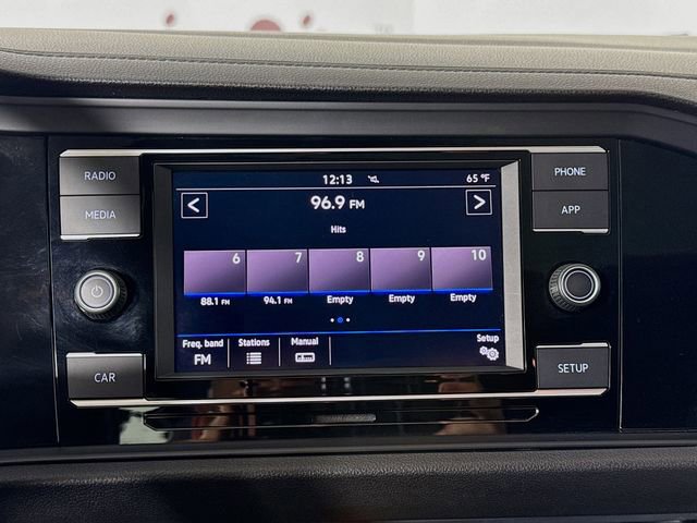 Used 2019 Volkswagen Jetta R-Line w/ R-Line Cold Weather Package image 17