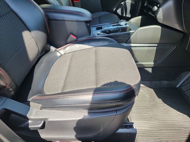 Certified 2024 Ford Escape ST-Line w/ Tech Pack #1 AWD/4WD image 33