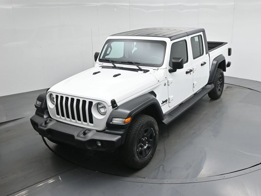 Used 2020 Jeep Gladiator Sport image 32