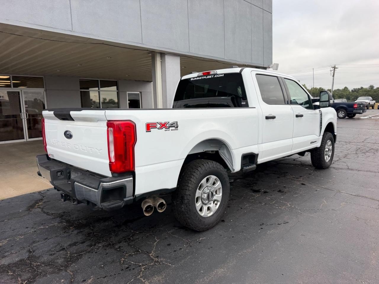 Certified 2024 Ford F250 XLT w/ FX4 Off-Road Package AWD/4WD image 3