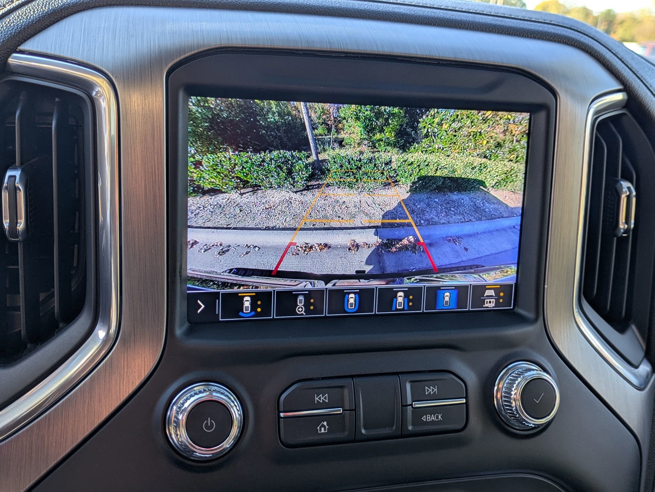 Used 2022 GMC Sierra 3500 Denali w/ Denali Ultimate Package image 24