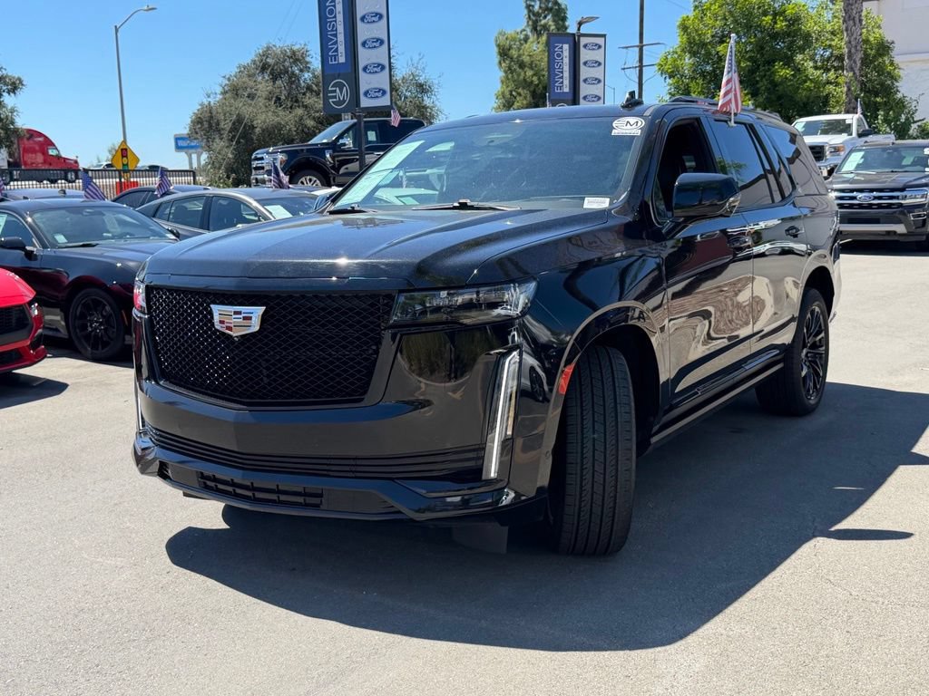 Used 2023 Cadillac Escalade Sport w/ LPO, ONYX Package RWD image 5