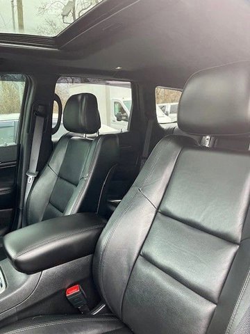Used 2021 Jeep Grand Cherokee Limited image 5