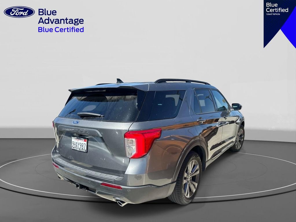 Certified 2023 Ford Explorer XLT w/ Equipment Group 202A RWD image 5