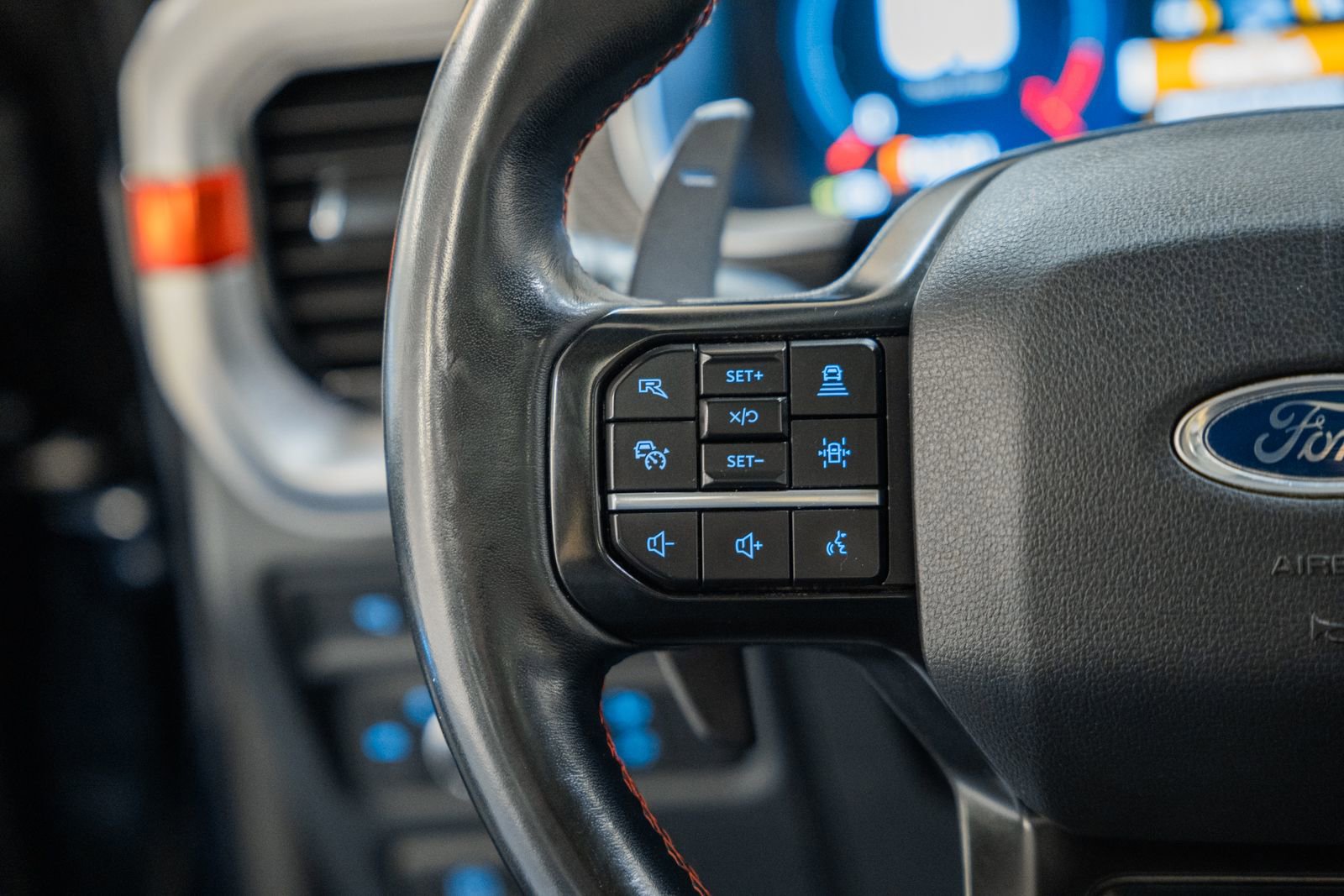 Certified 2022 Ford F150 Raptor w/ Raptor 37 Performance Package image 36