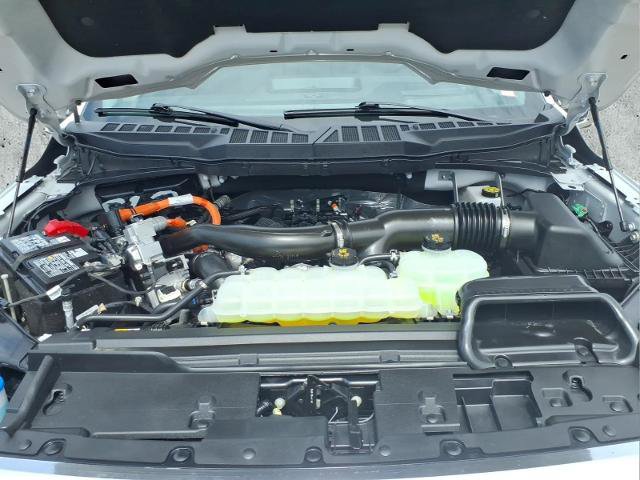 Certified 2025 Ford F150 Lariat w/ Equipment Group 502A High AWD/4WD image 11