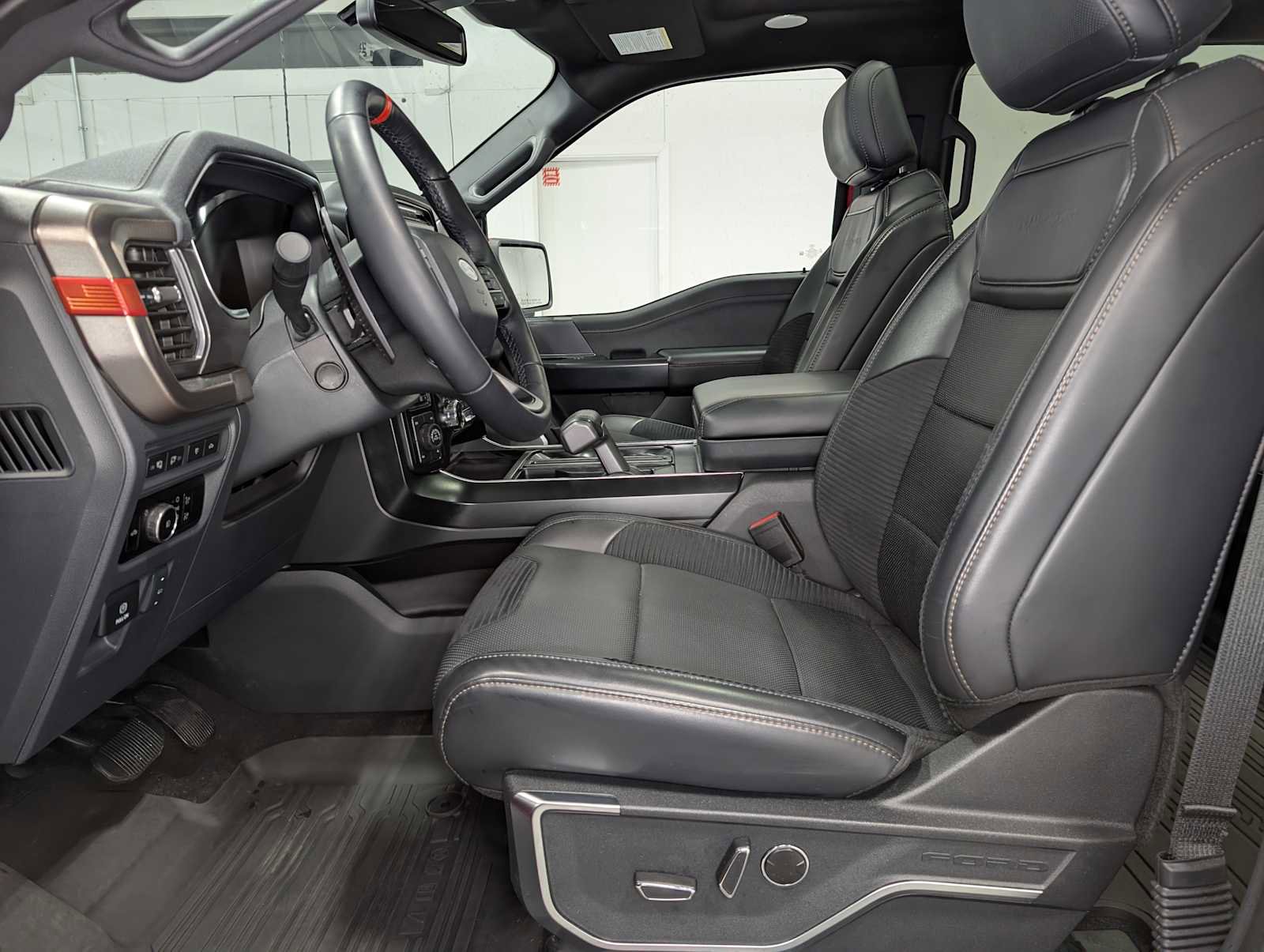 Certified 2023 Ford F150 Raptor image 4