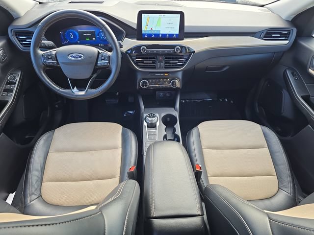 Certified 2022 Ford Escape Titanium w/ Titanium Elite Package AWD/4WD image 28