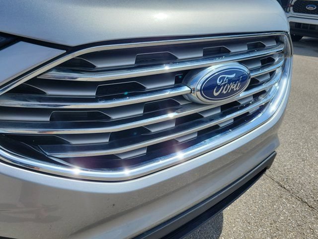 Certified 2020 Ford Edge SE FWD image 13