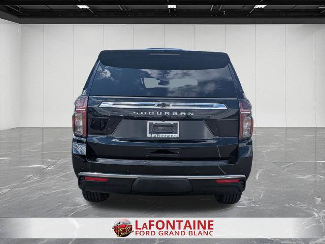 Used 2023 Chevrolet Suburban LS w/ Driver Alert Package AWD/4WD image 4