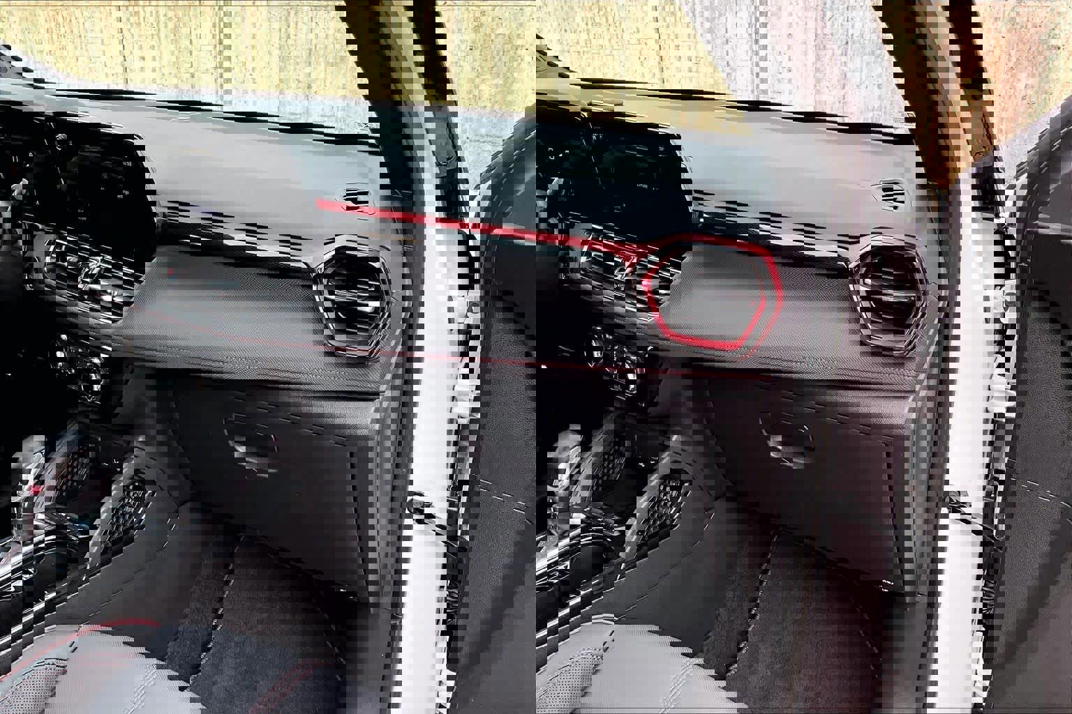 Used 2025 Chevrolet TrailBlazer RS w/ Convenience Package image 21