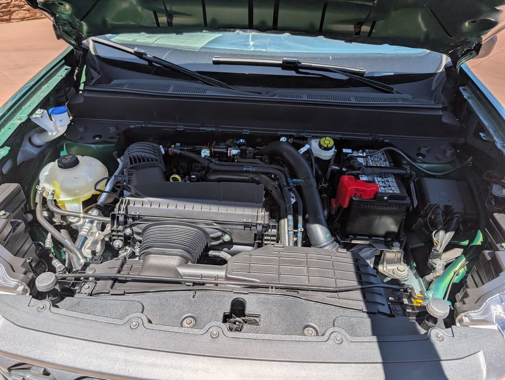 Certified 2025 Ford Maverick XL w/ Equipment Group 102A AWD/4WD image 32