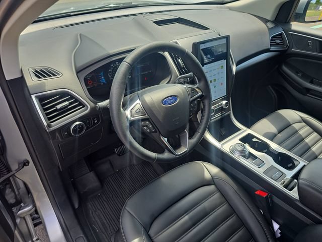 Certified 2024 Ford Edge SEL w/ Convenience Package AWD/4WD image 14