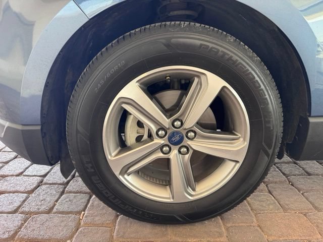 Certified 2019 Ford Edge SEL w/ Equipment Group 201A FWD image 26