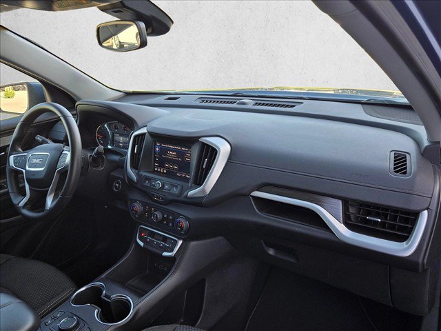 Used 2024 GMC Terrain SLE w/ Driver Convenience Package FWD image 23