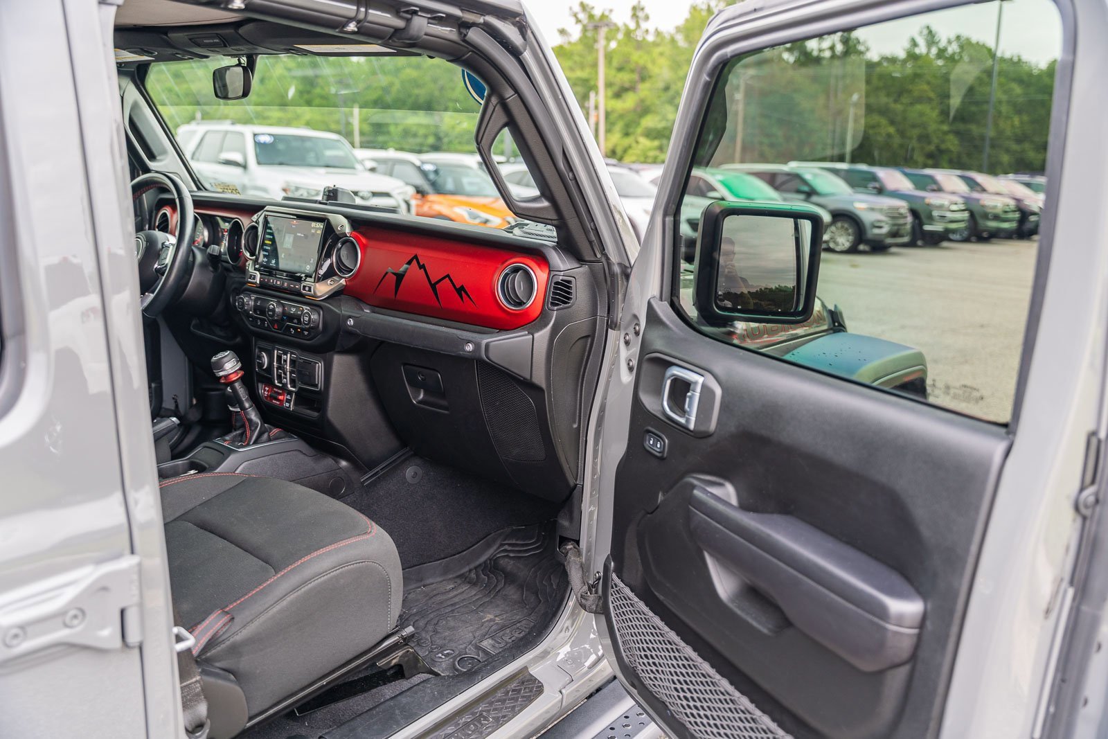 Used 2021 Jeep Gladiator Rubicon w/ Safety Group image 14