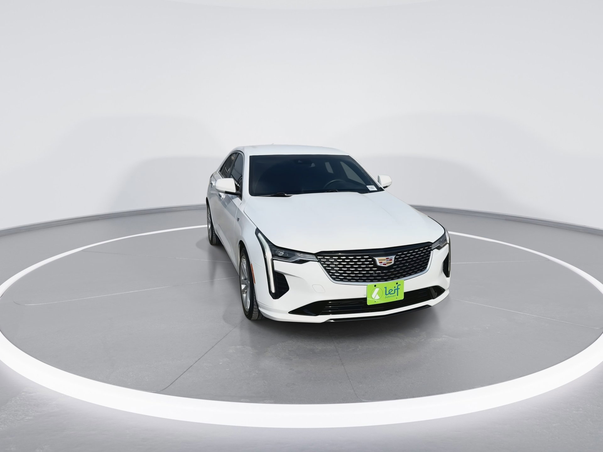 Used 2023 Cadillac CT4 Luxury image 2