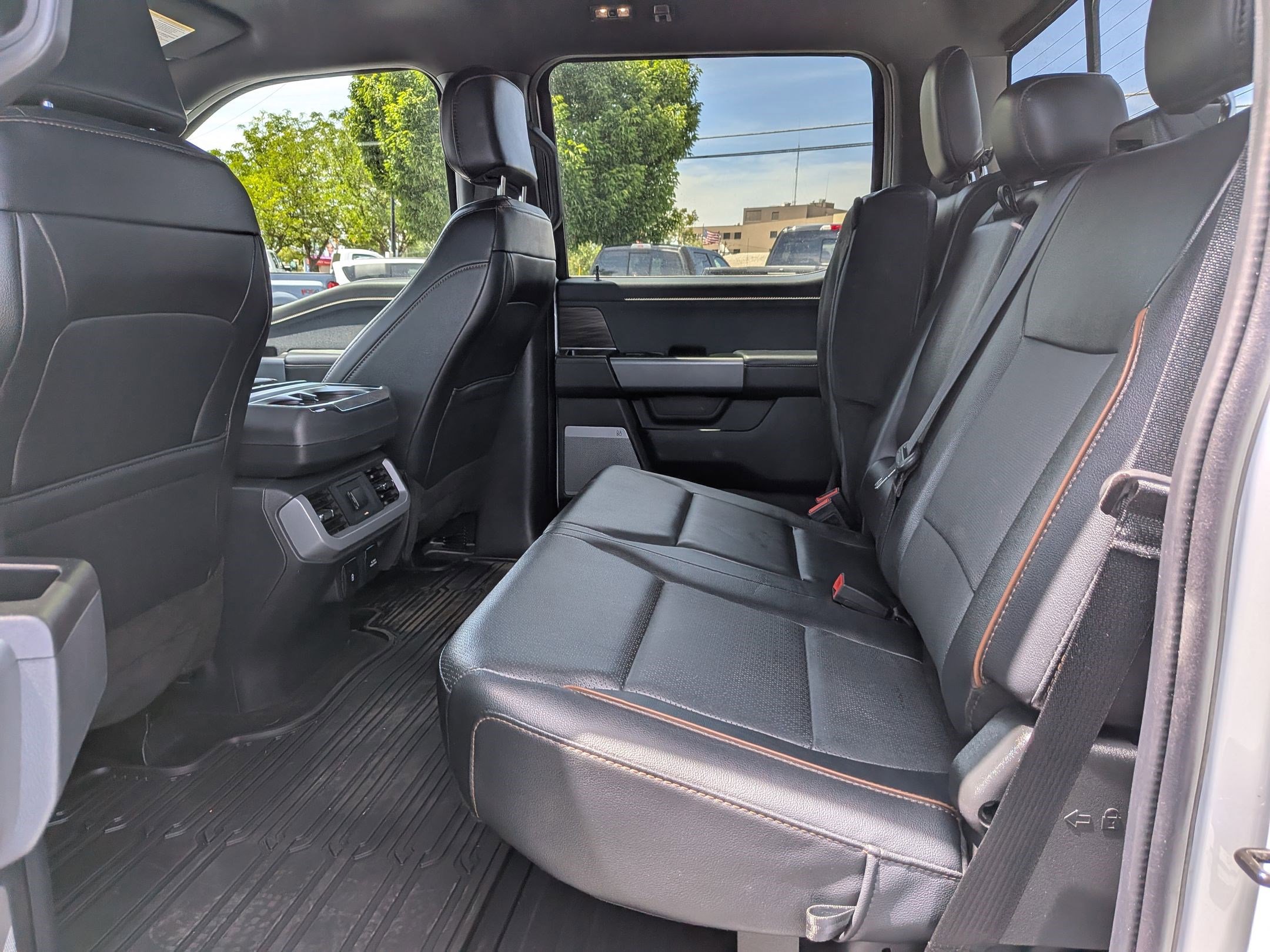 Certified 2024 Ford F150 Lariat w/ Tow/Haul Package AWD/4WD image 32