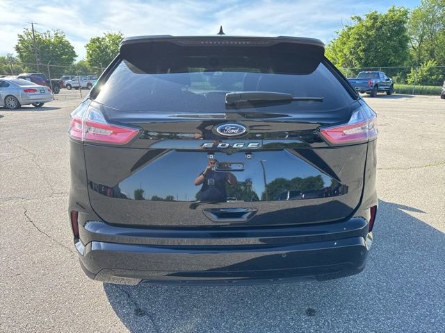 Certified 2024 Ford Edge ST-Line AWD/4WD image 6
