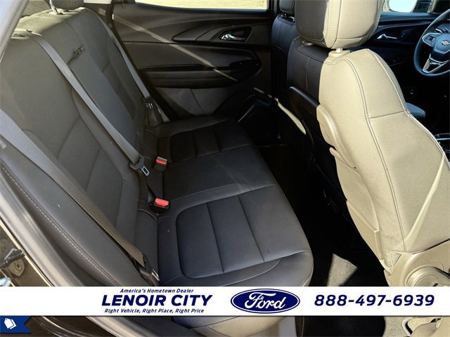 Used 2021 Chevrolet TrailBlazer LT w/ Sun and Liftgate Package image 16
